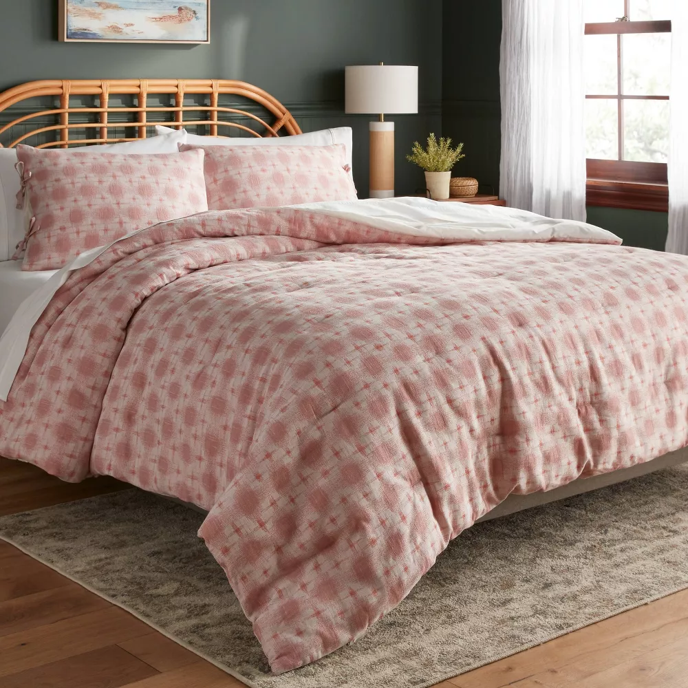 King Yarn Dye Ikat Comforter and Sham Set Ivory/Mauve - Threshold: Jacquard, Machine Washable, OEKO-TEX Certified
