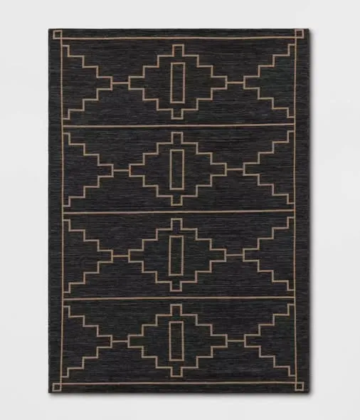 5'x7' Linear Stepped Diamonds Print Outdoor Area Rug Black - Threshold